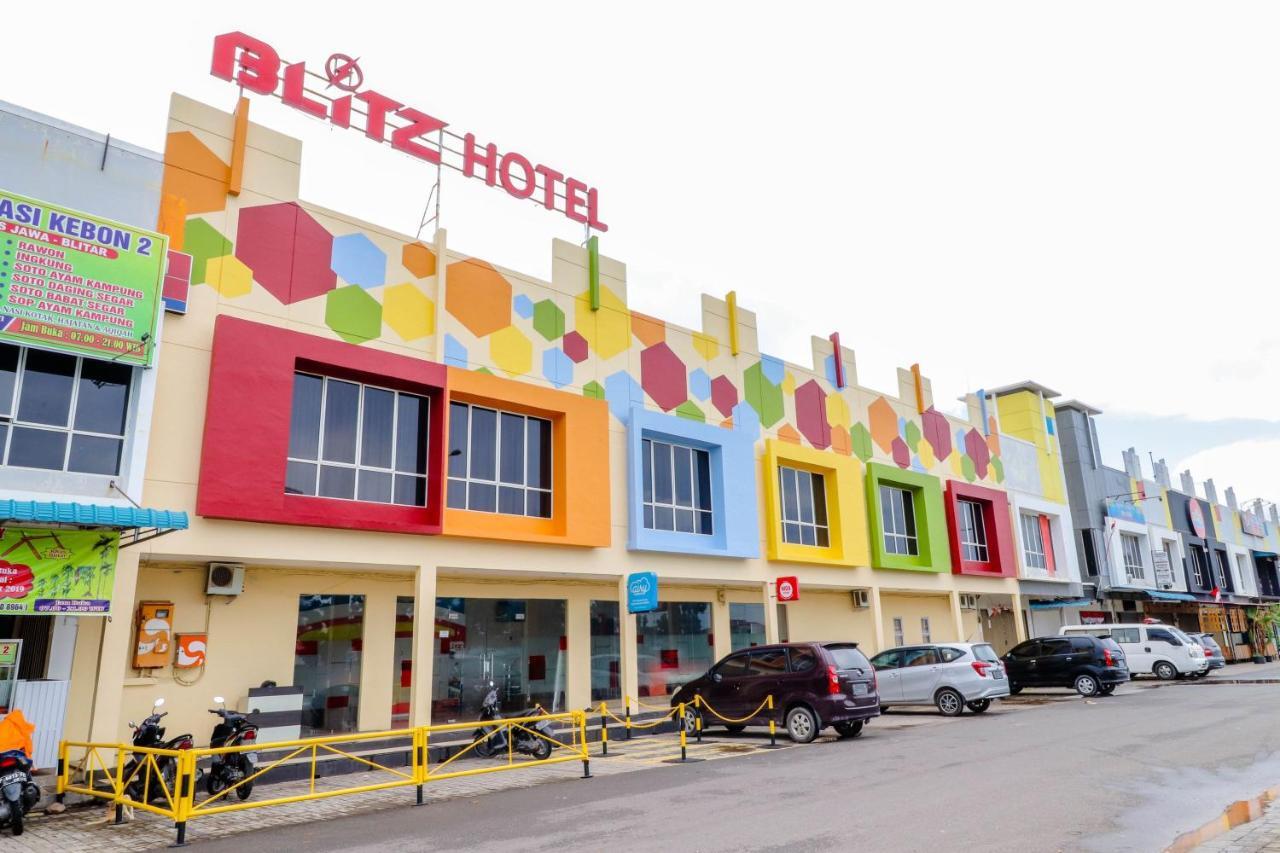 Blitz Hotel Batam Near Sultan Mahmud Ri'Ayat Shah Sekupang Buitenkant foto